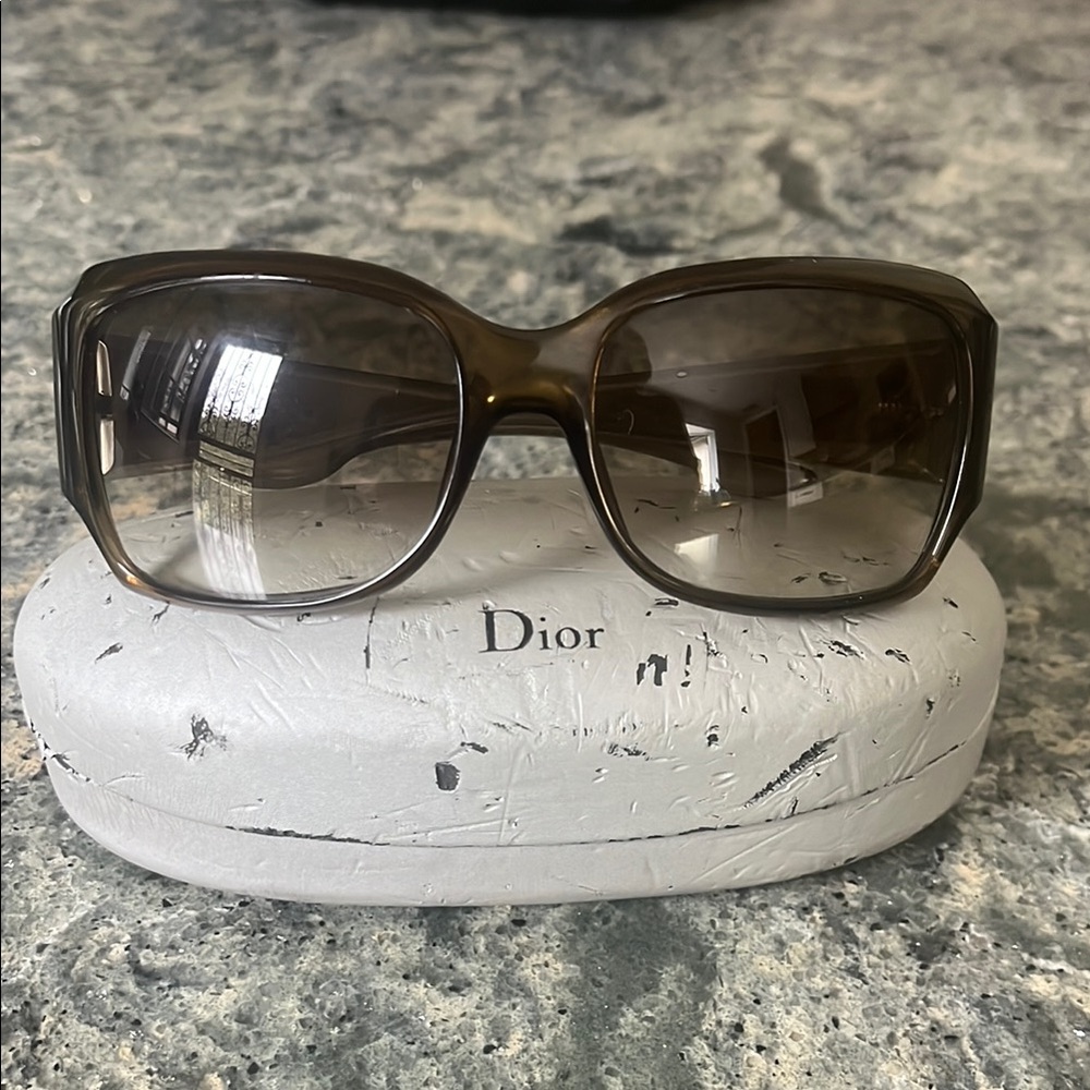 Dior vintage khaki sunglasses GUC
